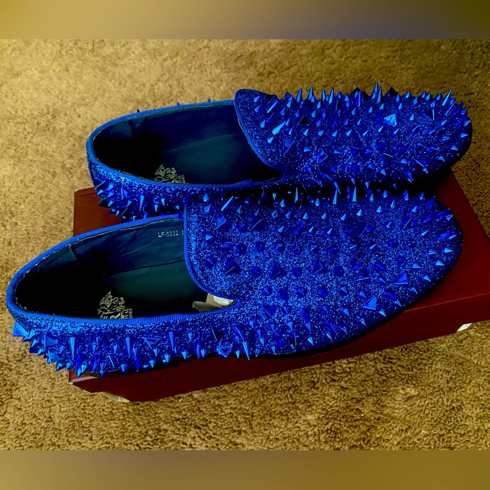 L@@K! Men’s Spiky Royal Blue Dress Shoes Red Bottom Sz 11